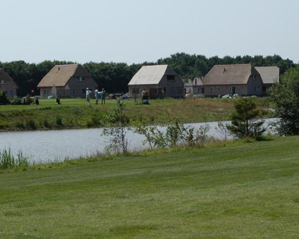 Villa Martensplek Tiendeveen Bagian luar foto